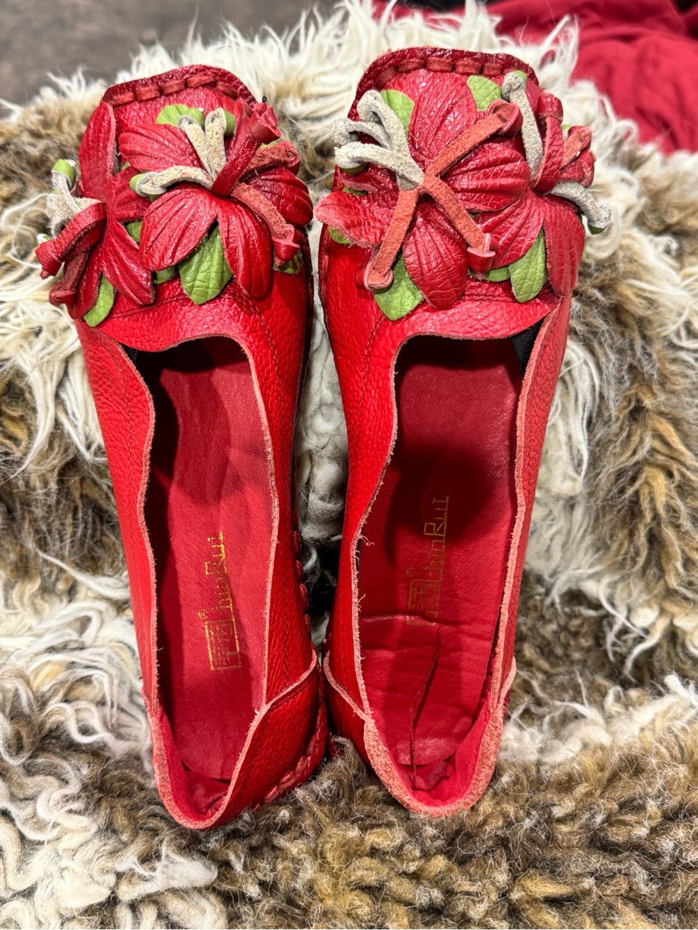 Beautiful red leather ladies loafer.  Never been worn and no tags.  7.5-8
